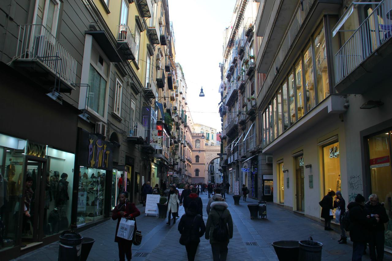 Chiaia Relax Bed & Breakfast Napoli Oda fotoğraf