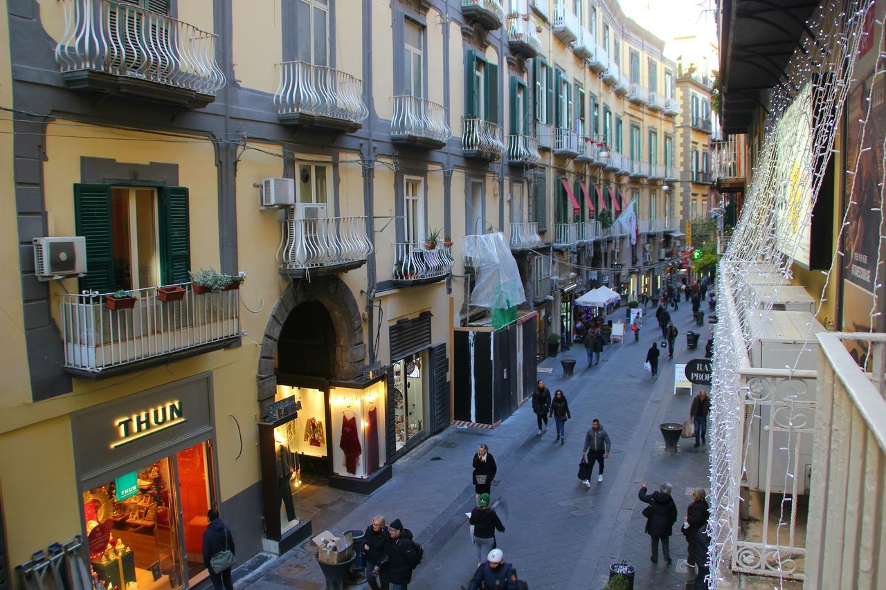 Chiaia Relax Bed & Breakfast Napoli Oda fotoğraf